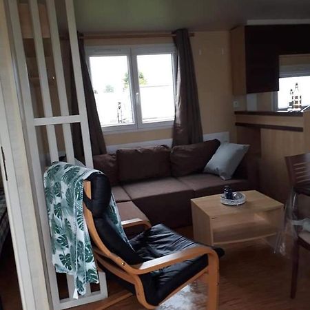 Stacaravan 4Pers In Bredene Met Eigen Tuintje 2449 Экстерьер фото