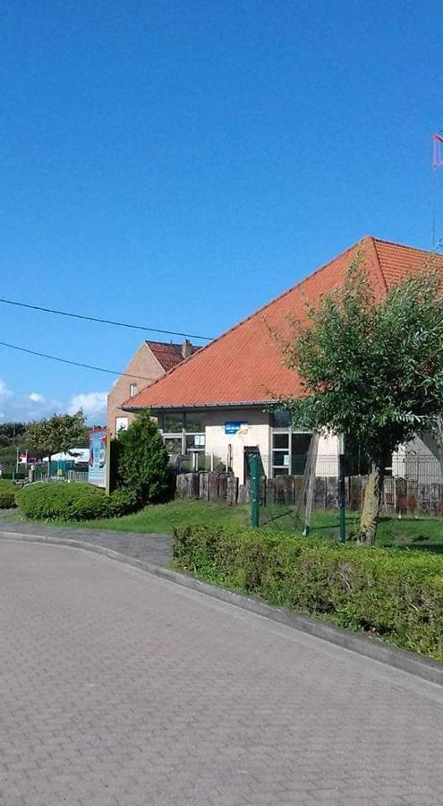 Stacaravan 4Pers In Bredene Met Eigen Tuintje 2449 Экстерьер фото